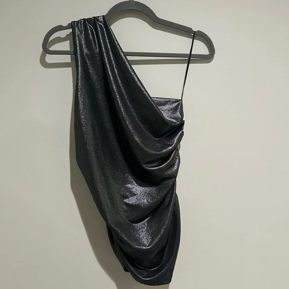 H&M One Shoulder Top - Picture 4 of 4